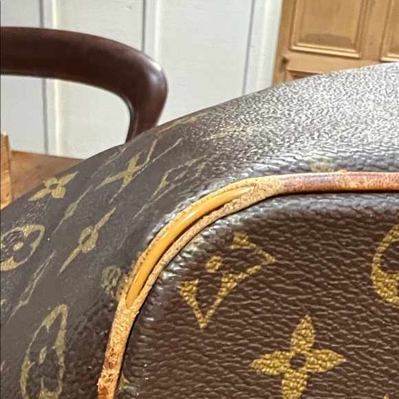 Louis Vuitton Palermo GM Tote with Strap - Picture 7 of 14